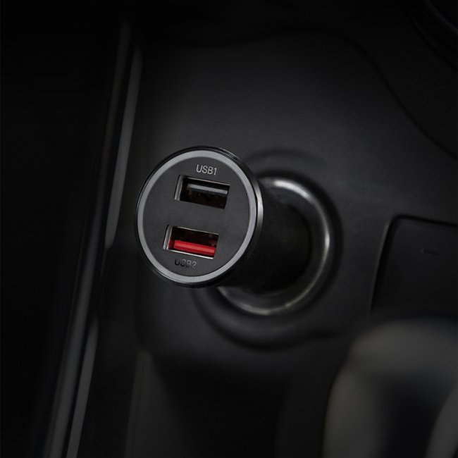 Xiaomi auto punjač 2xusb fast mi 37w (crni)